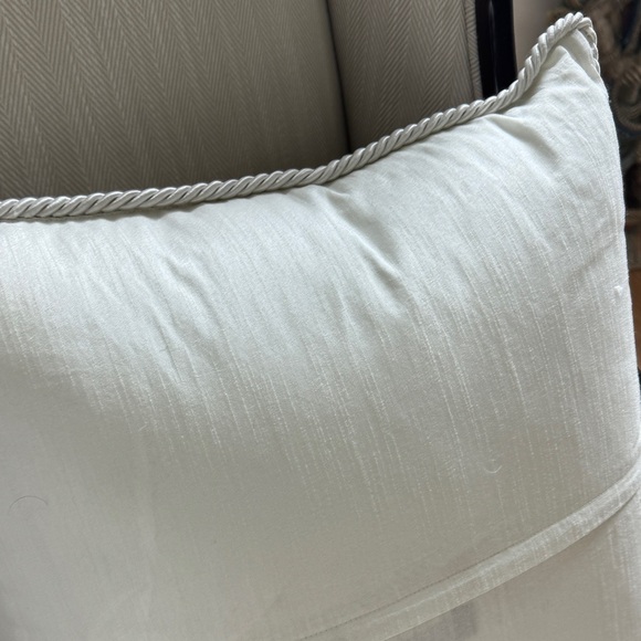 Tree of Life Hand Embroidered Silk Pillows from India Set of 2 - Picture 7 of 7